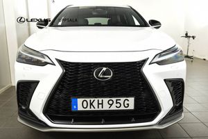 Lexus NX bild 4