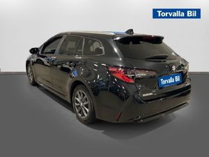 Suzuki Swace bild 6