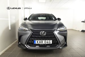 Lexus NX bild 5
