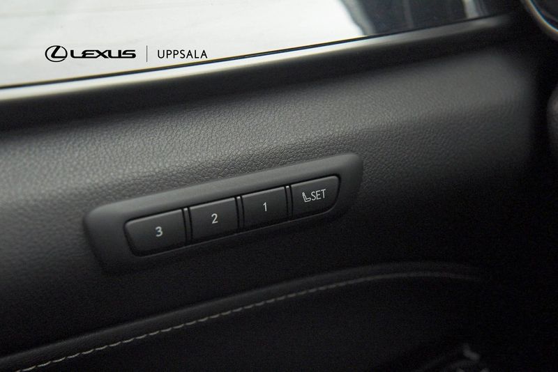 Lexus NX bild 13