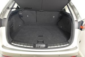 Lexus NX bild 10