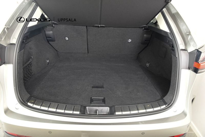 Lexus NX bild 10