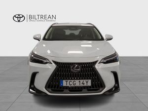 Lexus NX bild 5