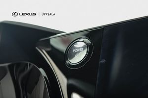 Lexus RX bild 15