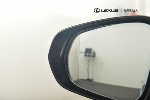 Lexus NX bild 15