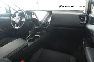 Lexus NX bild 12