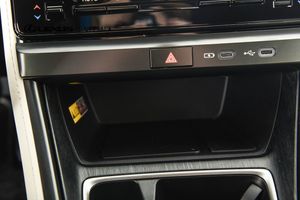 Lexus LBX bild 18
