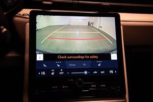 Lexus LBX bild 14