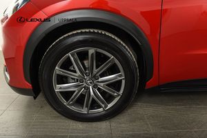 Lexus LBX bild 19