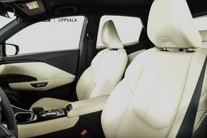 Lexus LBX bild 6