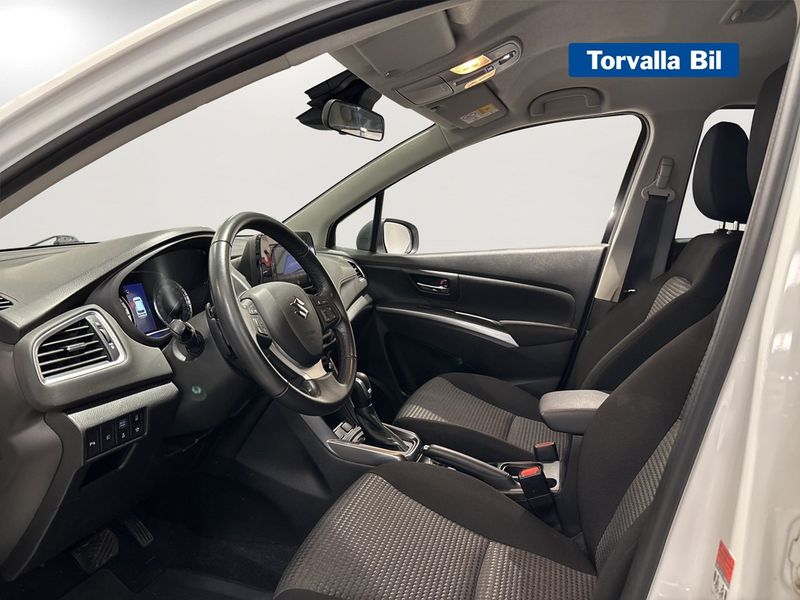 Suzuki S-CROSS bild 10