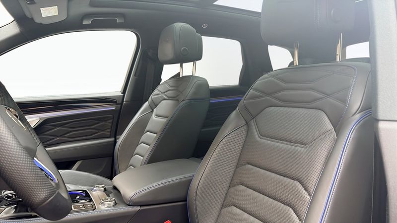 Volkswagen Touareg bild 8