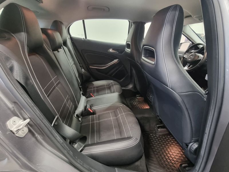 Mercedes GLA200 bild 10