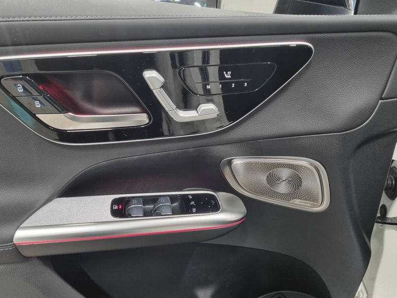 Mercedes GLC300 bild 13