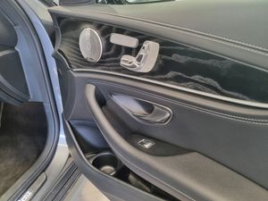 Mercedes E300 bild 9