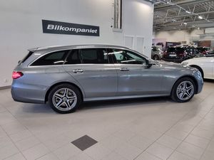 Mercedes E300 bild 3