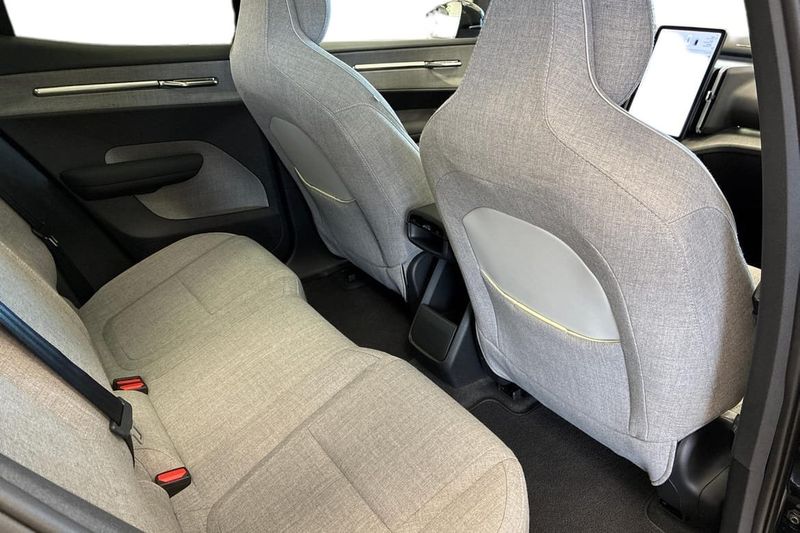 Volvo EX30 bild 9