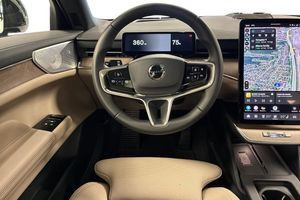 Volvo ES90 bild 11