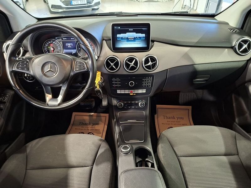 Mercedes B200 bild 13