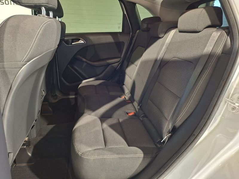Mercedes B200 bild 12
