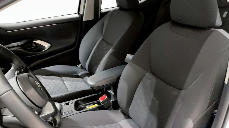Toyota Yaris bild 8