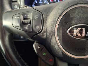 Kia Carens bild 18
