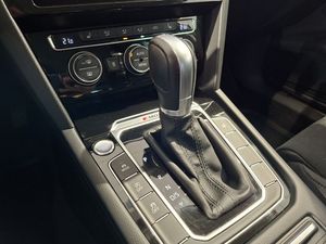 Volkswagen Passat bild 13