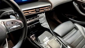 Mercedes EQC400 bild 9