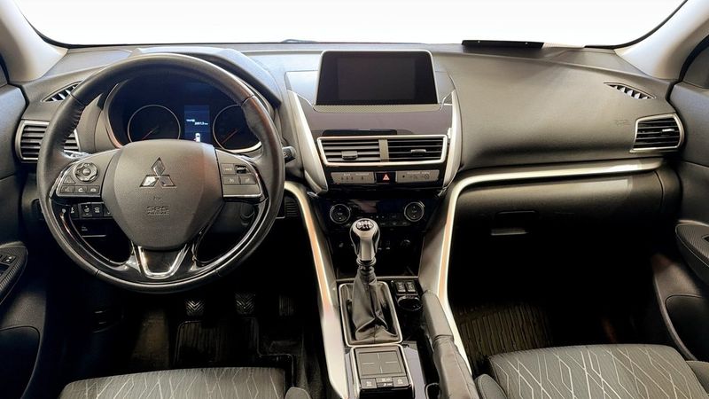 Mitsubishi Eclipse Cross bild 10