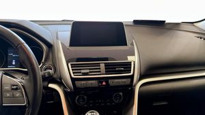 Mitsubishi Eclipse Cross bild 9