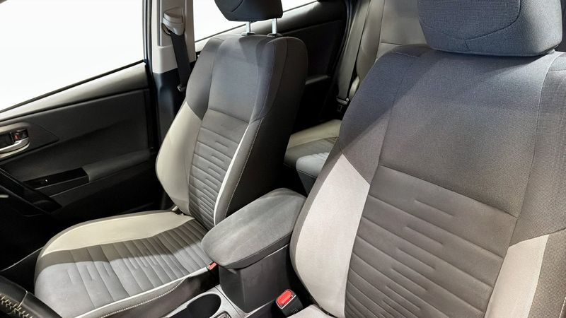 Toyota Auris bild 8