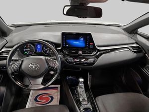 Toyota C-HR bild 12