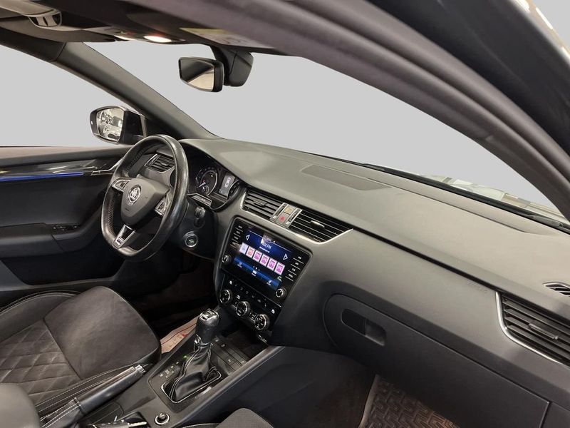 Skoda Octavia bild 9