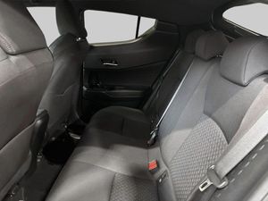 Toyota C-HR bild 11