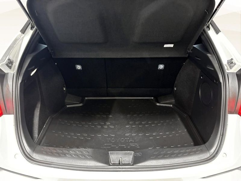 Toyota C-HR bild 13