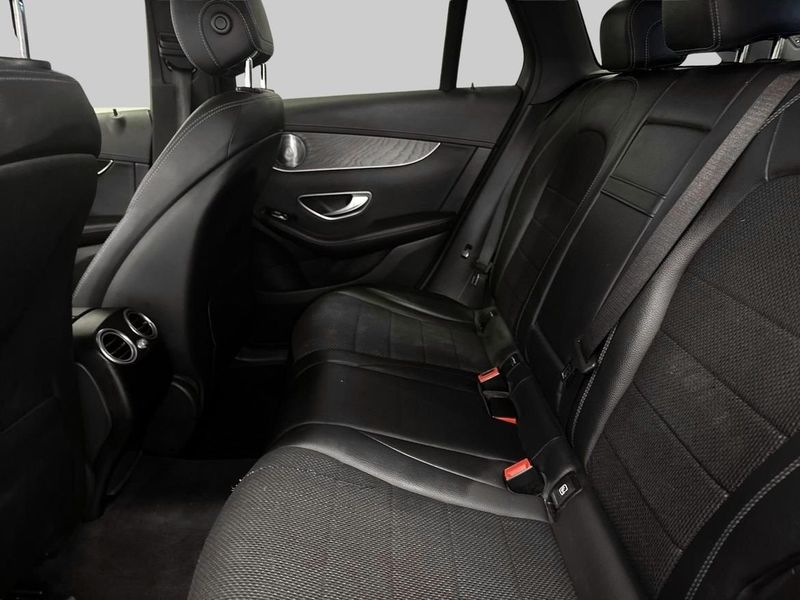 Mercedes GLC220 bild 10