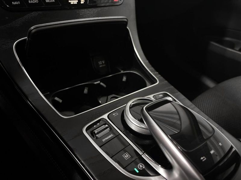 Mercedes GLC220 bild 17