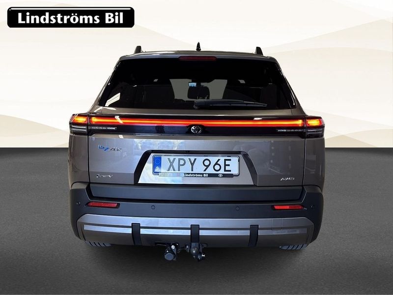 Toyota bZ4X Touring bild 8