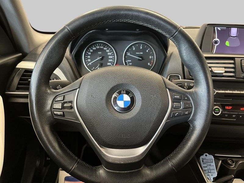 BMW 118 bild 20