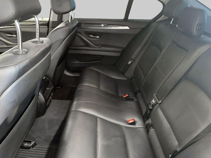 BMW 520 bild 10