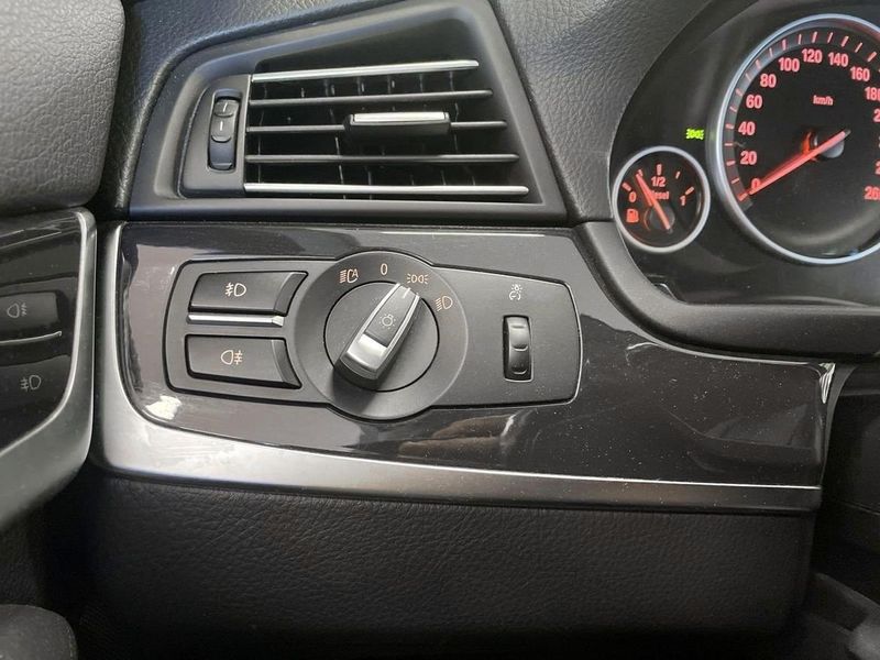 BMW 520 bild 21