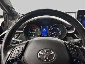 Toyota C-HR bild 15