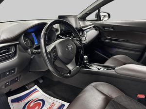 Toyota C-HR bild 14