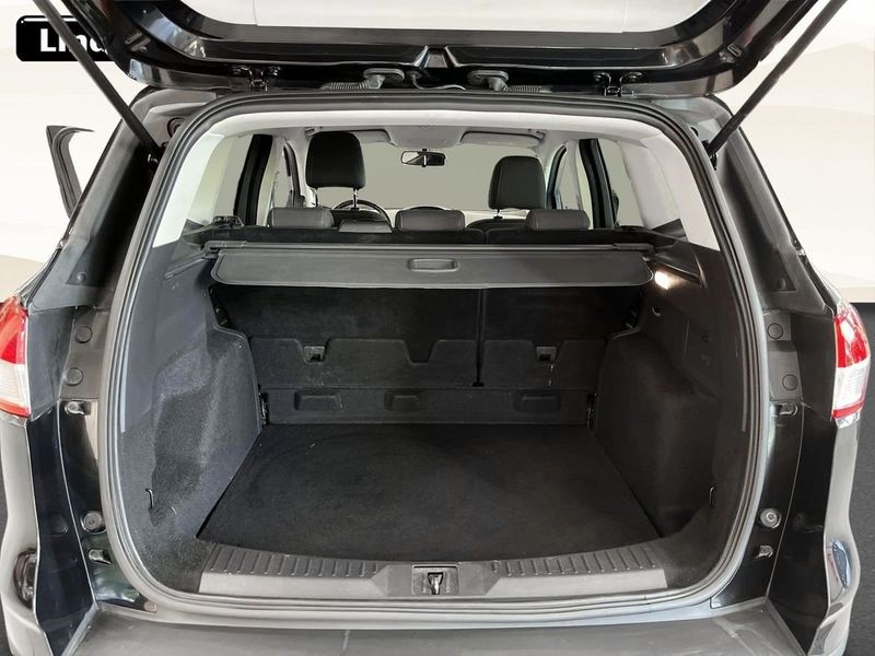 Ford Kuga bild 12