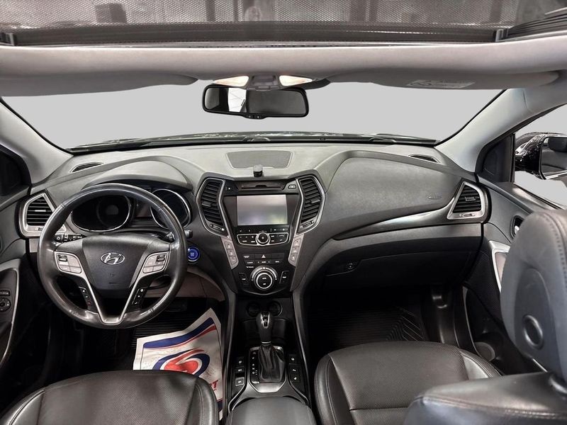 Hyundai Grand Santa Fe bild 9