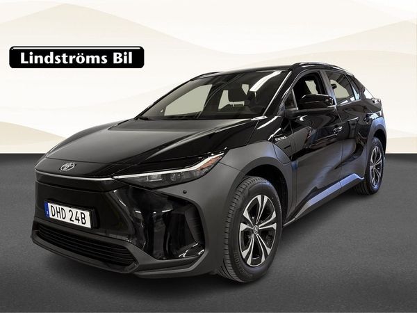 Toyota bZ4X Active Komfortpaket 71.4KWh 204hk V-hjul MOMS - 2023