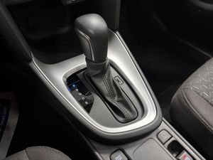 Toyota Yaris Cross bild 17