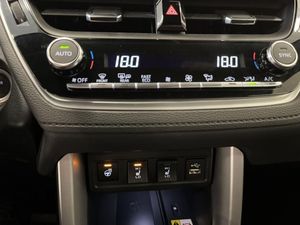 Toyota Corolla Cross bild 19