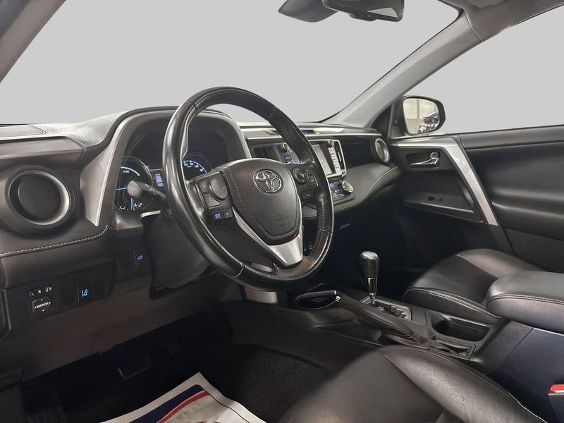 Toyota RAV4 bild 13