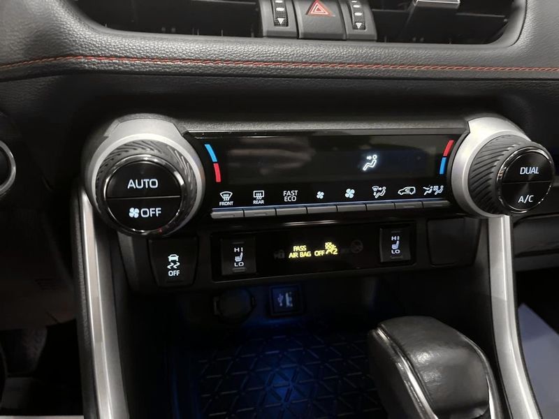 Toyota RAV4 bild 20